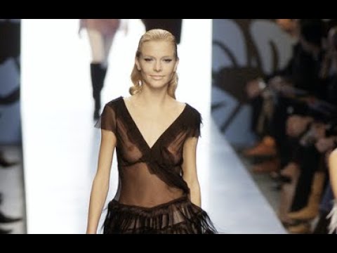 PHILOSOPHY By ALBERTA FERRETTI Fall 2003 Milan – Fashion Channel